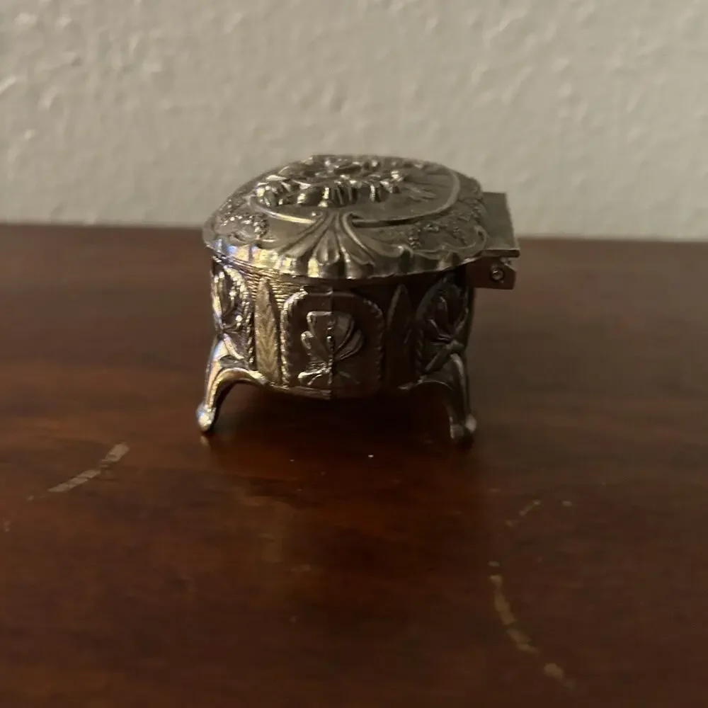 VTG English Silver Tone Jewelry Box Footed Lined Ornate Courting Patina Raised